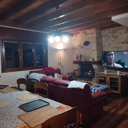 Ferienhaus Piscina Climatizada - Todo El Ano- Playa De La Nora-chimenea- Barbacoa