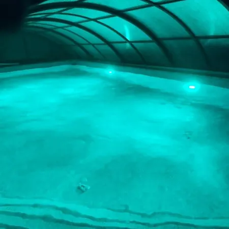 Piscina Climatizada - Todo El Ano- Playa De La Nora-chimenea- Barbacoa Ferienhaus *