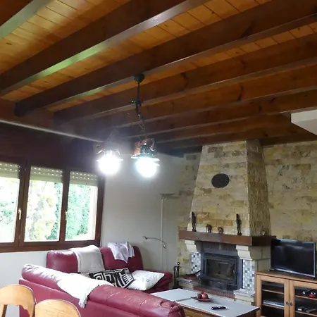 Piscina Climatizada - Todo El Ano- Playa De La Nora-chimenea- Barbacoa