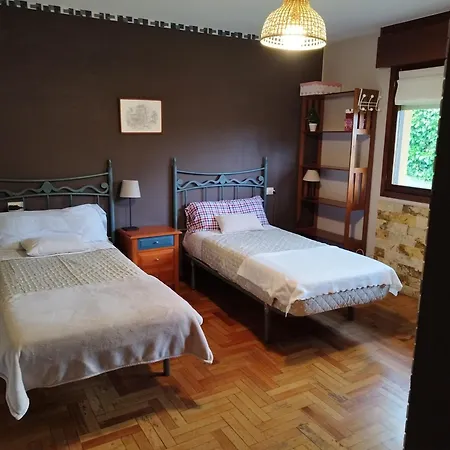 Piscina Climatizada - Todo El Ano- Playa De La Nora-chimenea- Barbacoa 度假居 Quintueles